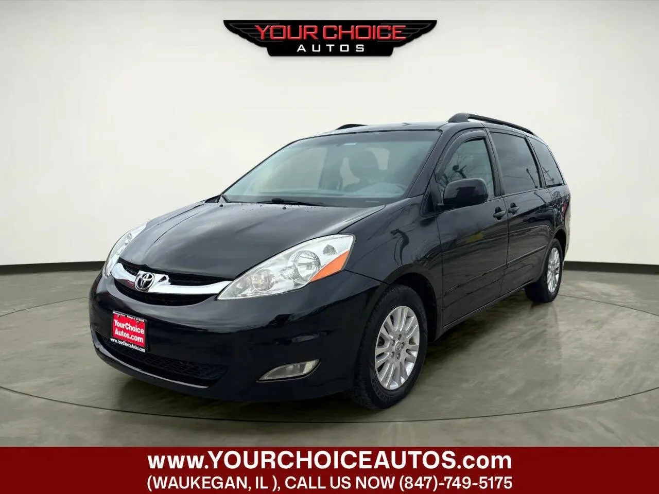 2010 Toyota Sienna XLE 7 Passenger 4dr Mini Van for sale in Waukegan, IL