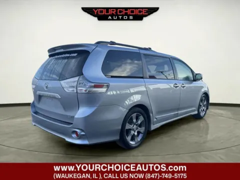 More photos of 2014 Toyota Sienna SE at Your Choice Autos - Waukegan, IL