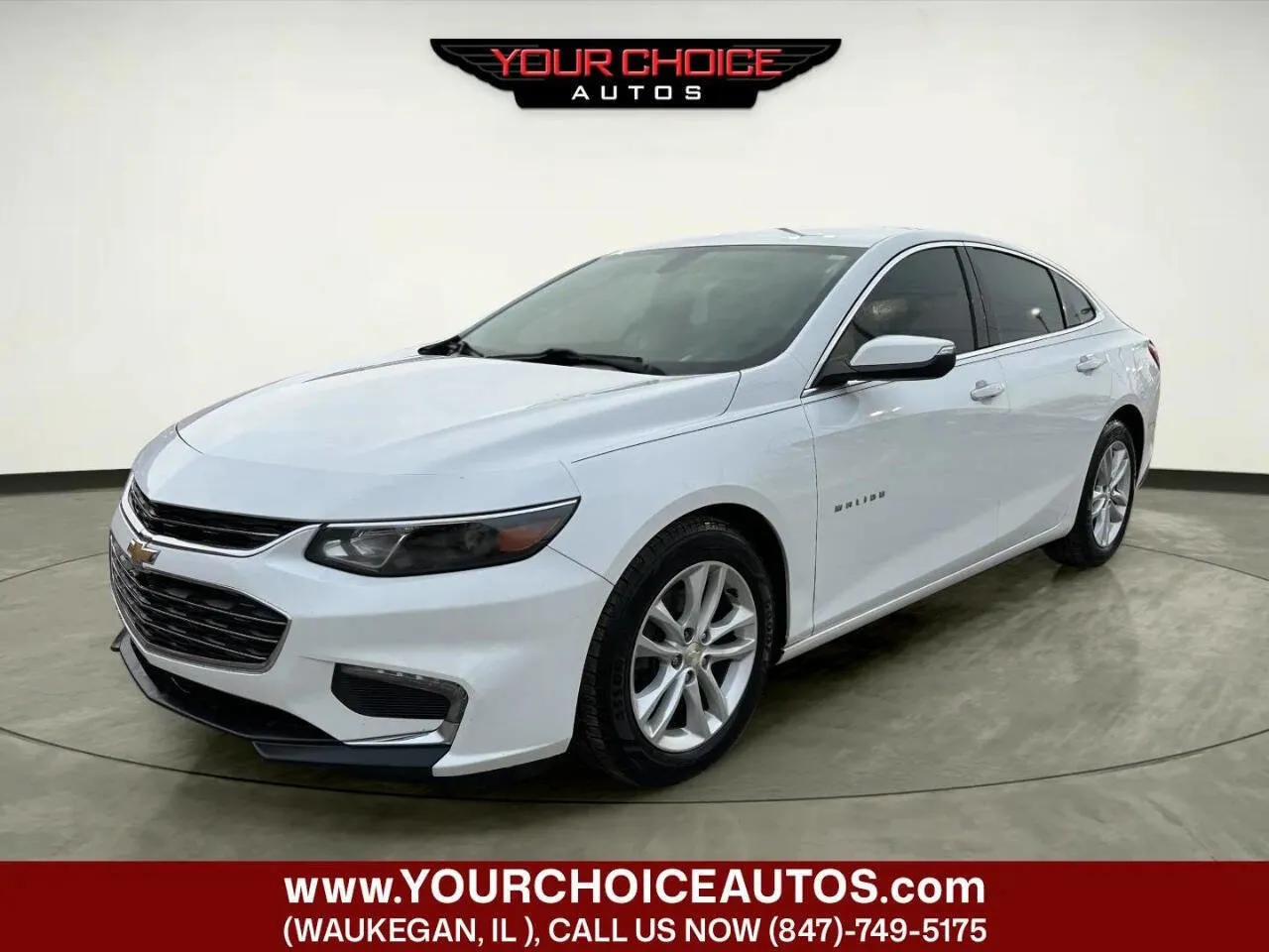 White 2017 Chevrolet Malibu LT for sale in Waukegan, IL