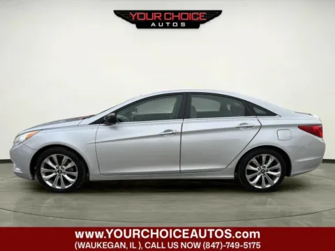 Photos of 2012 Hyundai Sonata 2.4L SE for sale in Waukegan, IL at Your Choice Autos - Waukegan
