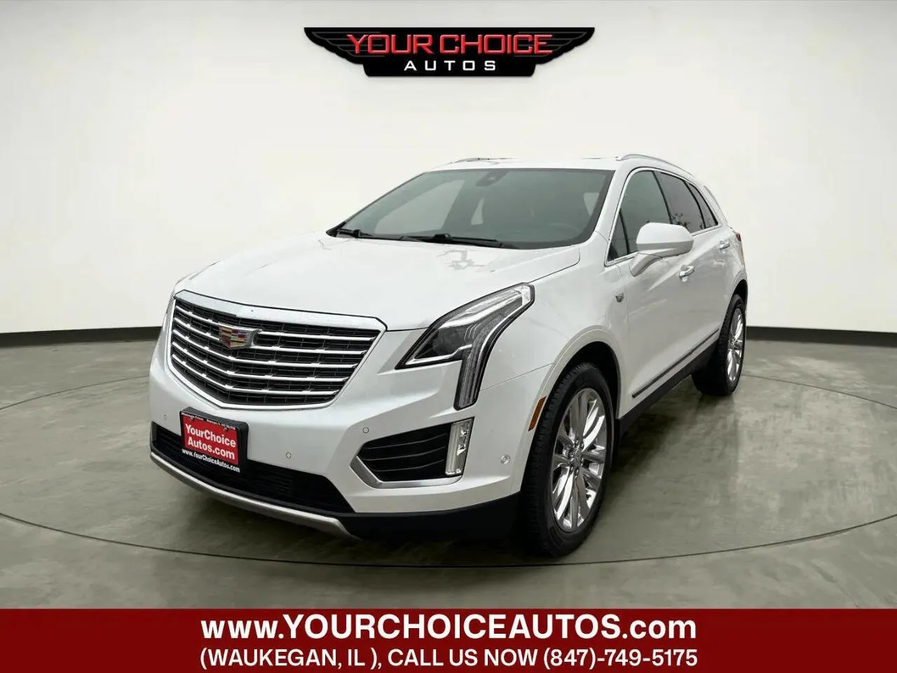 White 2017 Cadillac XT5 Platinum AWD for sale in Waukegan, IL