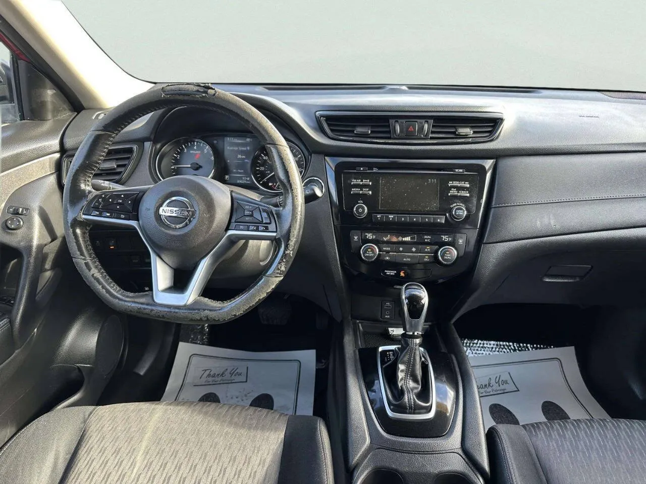 2017 Nissan Rogue SV - Photo 21