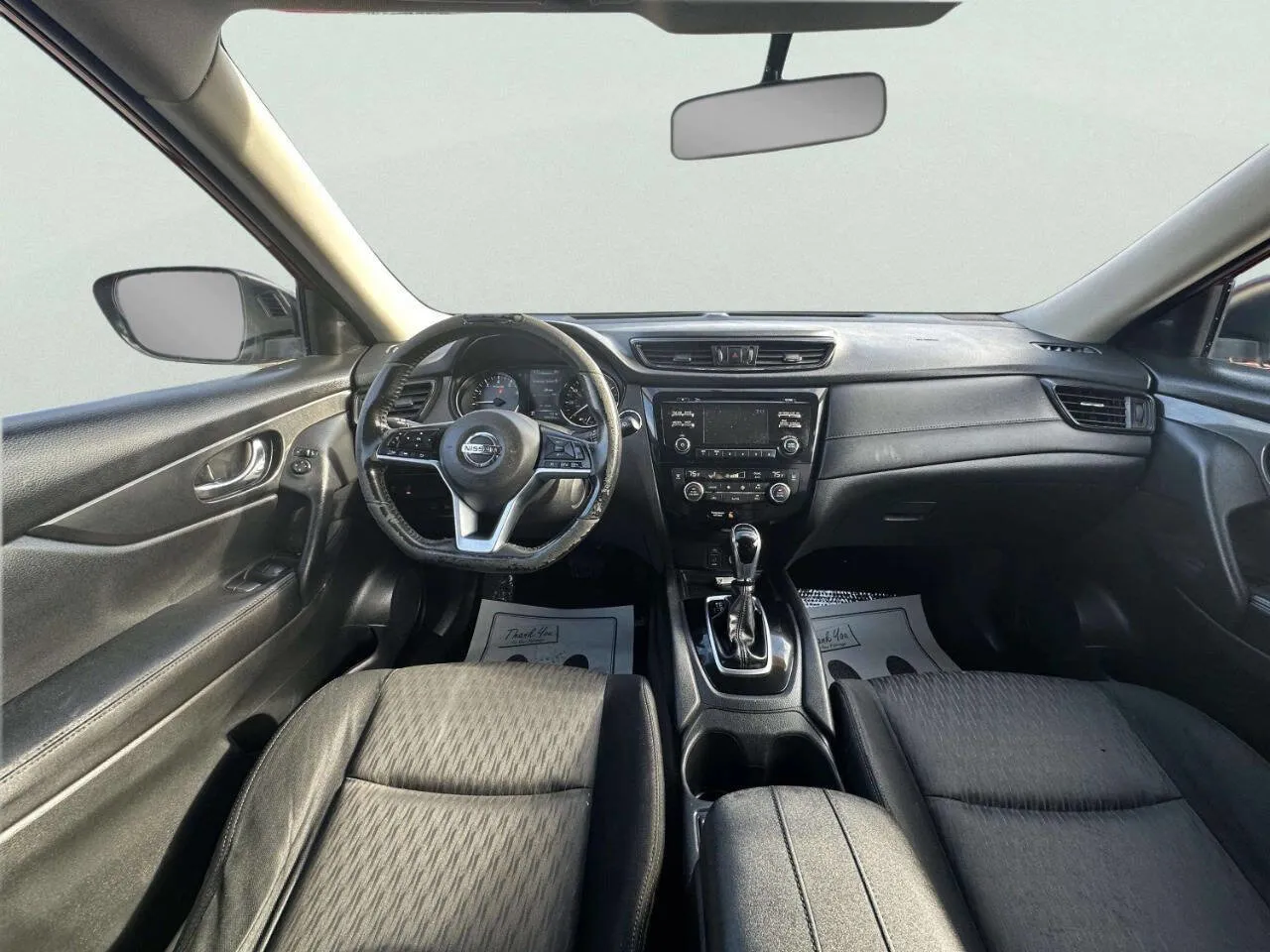 2017 Nissan Rogue SV - Photo 20