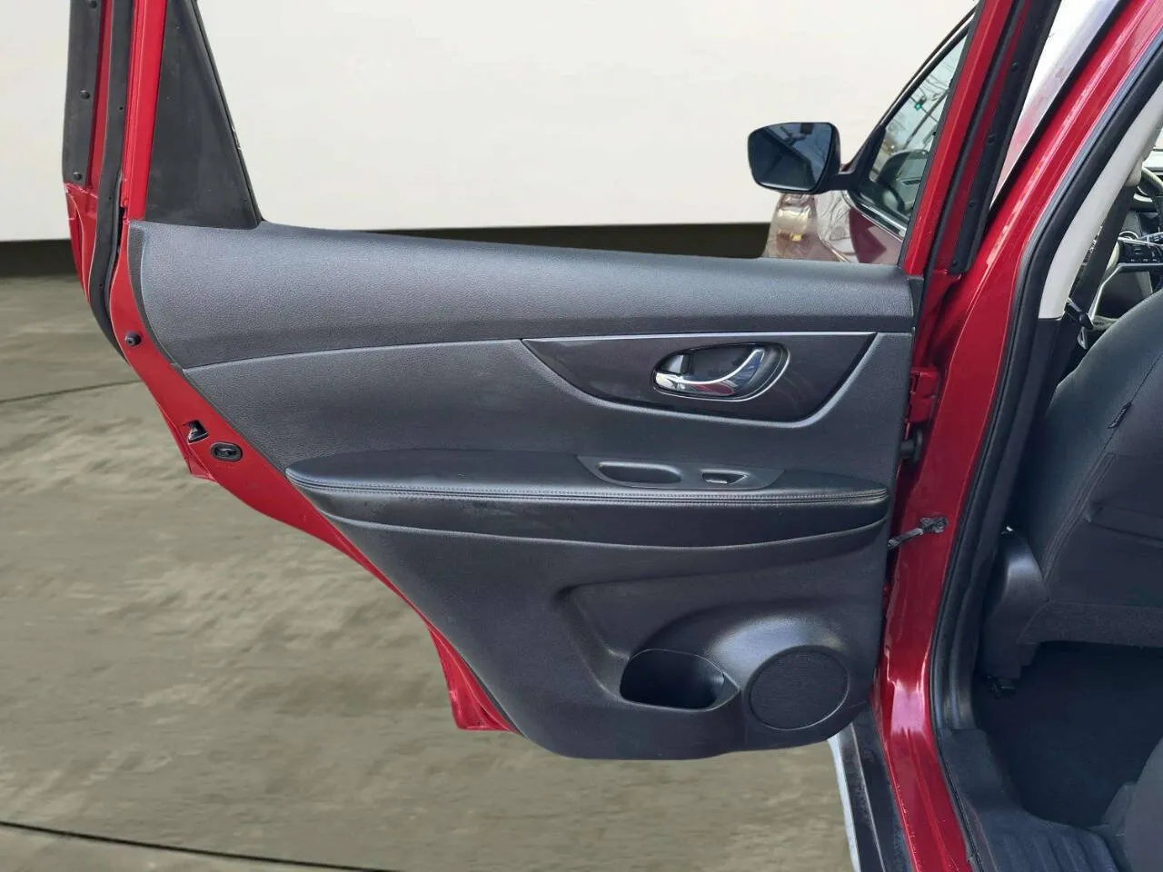 2017 Nissan Rogue SV - Photo 14