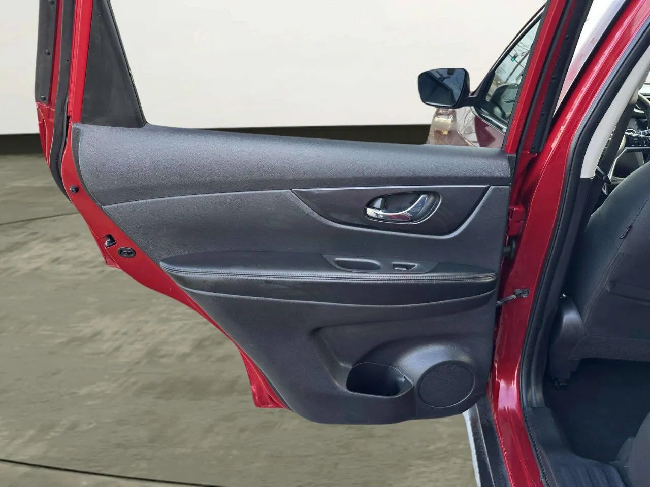 2017 Nissan Rogue SV - Photo 14