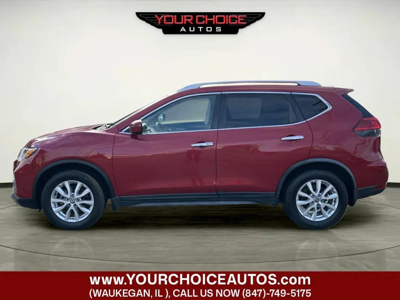 2017 Nissan Rogue SV - Photo 2