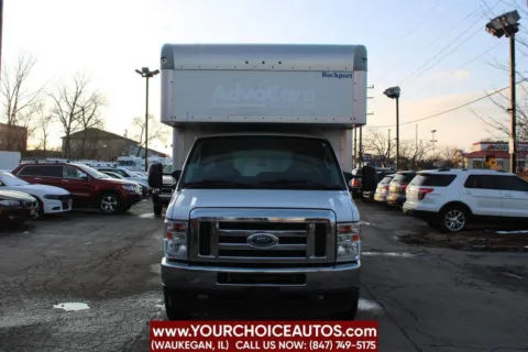 Photos of 2021 Ford E-Series Cutaway E 450 SD 2dr Commercial/Cutaway/Chassis 138 176 in. WB for sale in Waukegan, IL at Your Choice Autos - Waukegan
