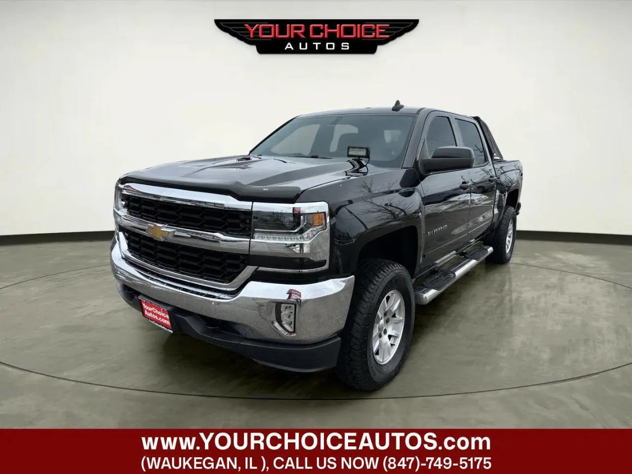 Black 2017 Chevrolet Silverado 1500 LT for sale in Waukegan, IL