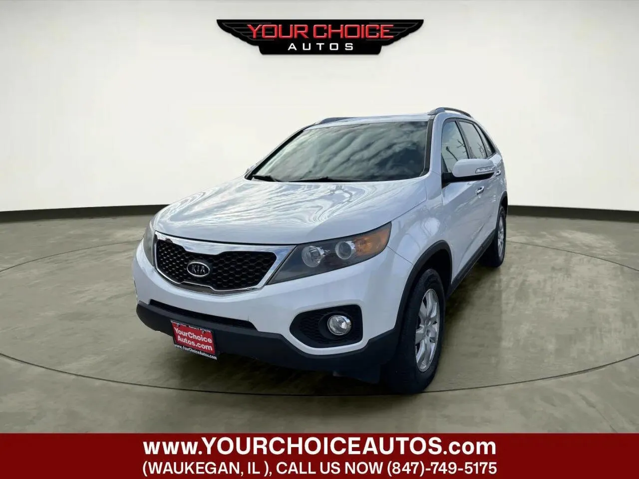 White 2011 Kia Sorento LX for sale in Waukegan, IL