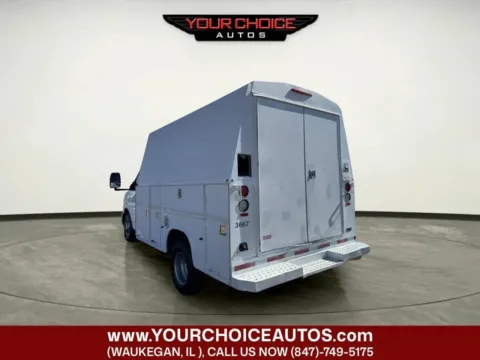 Another view of 2007 GMC Savana Cutaway C7L DRW for sale in Waukegan, IL at Your Choice Autos - Waukegan