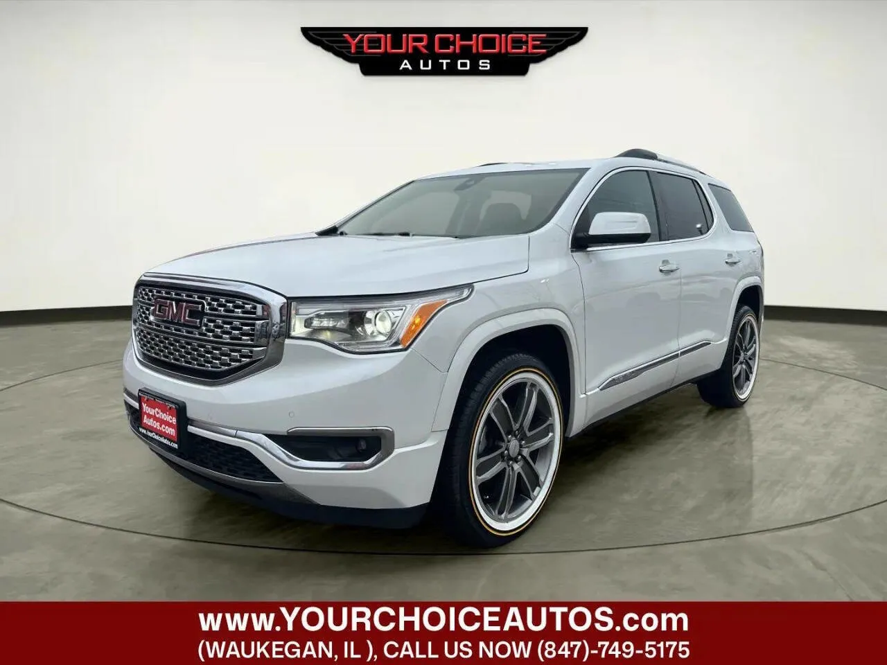 White 2019 GMC Acadia Denali for sale in Waukegan, IL