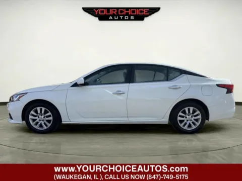 Photos of 2020 Nissan Altima 2.5 S for sale in Waukegan, IL at Your Choice Autos - Waukegan