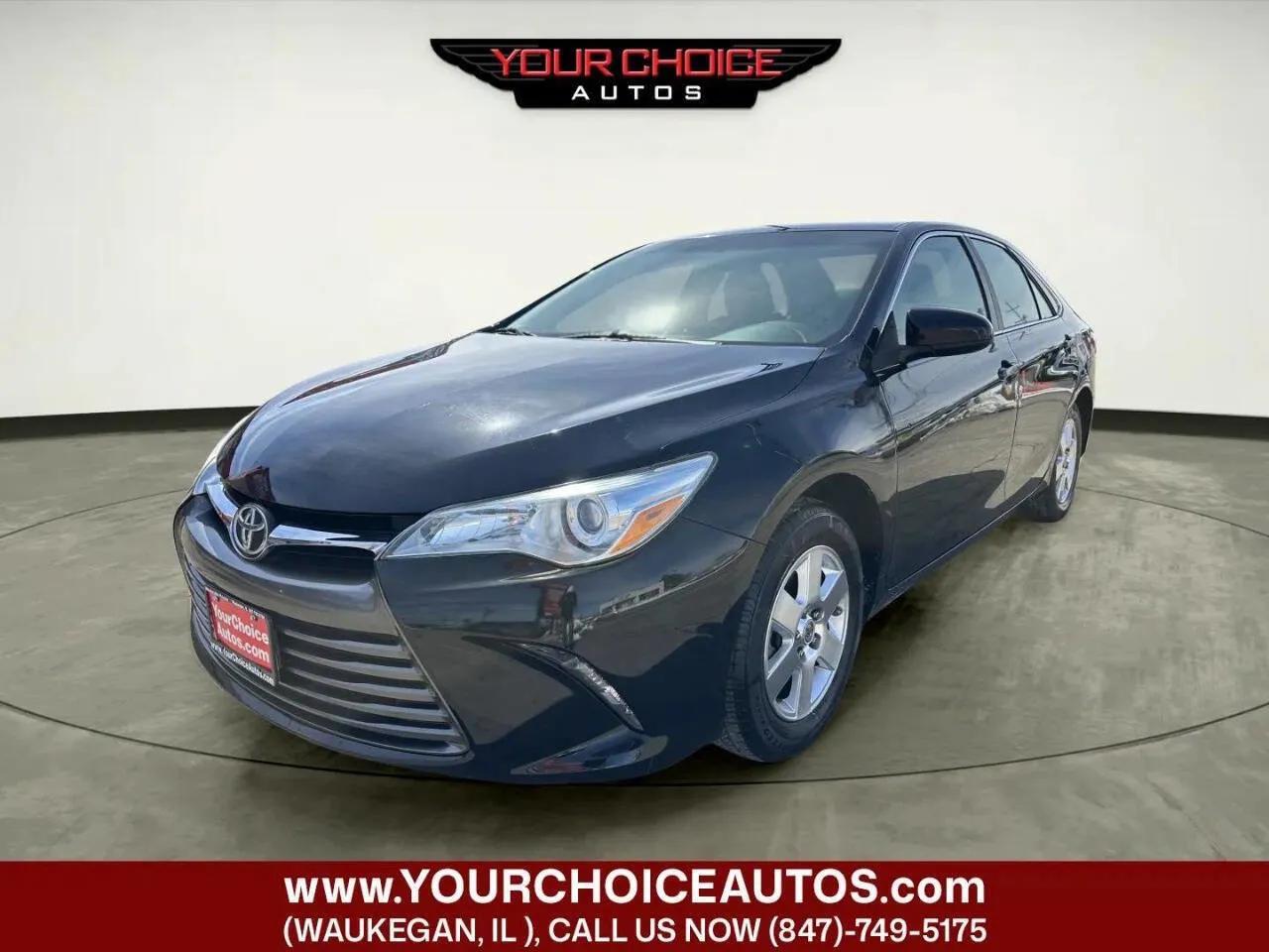 Black 2016 Toyota Camry SE 4dr Sedan for sale in Waukegan, IL