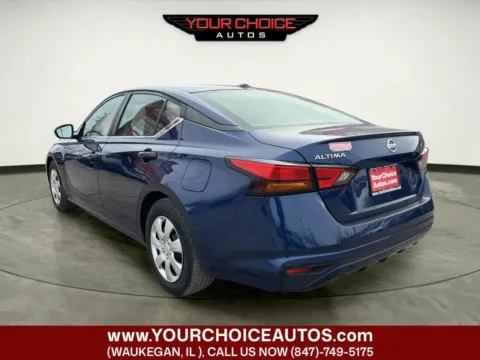 Another view of 2020 Nissan Altima 2.5 S for sale in Waukegan, IL at Your Choice Autos - Waukegan