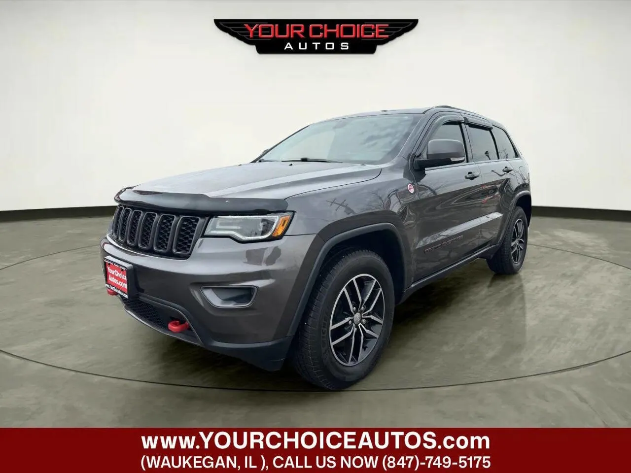 Gray 2018 Jeep Grand Cherokee Trailhawk for sale in Waukegan, IL