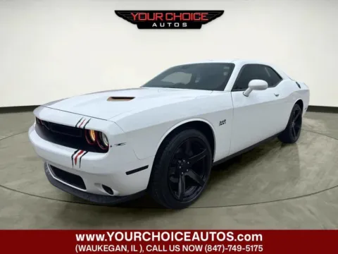 White 2019 Dodge Challenger SXT for sale in Waukegan, IL