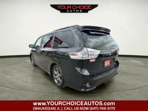 Another view of 2015 Toyota Sienna SE 8 Passenger 4dr Mini Van for sale in Waukegan, IL at Your Choice Autos - Waukegan