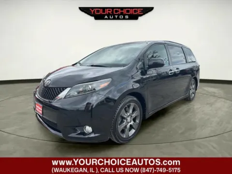 Black 2015 Toyota Sienna SE 8 Passenger 4dr Mini Van for sale in Waukegan, IL