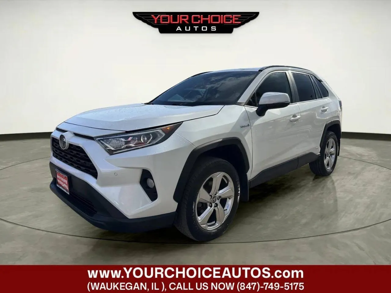 White 2021 Toyota RAV4 XLE Premium AWD 4dr SUV for sale in Waukegan, IL