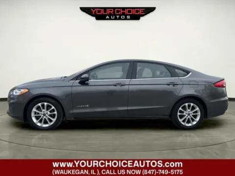 Photos of 2019 Ford Fusion Hybrid SE for sale in Waukegan, IL at Your Choice Autos - Waukegan