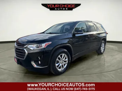 Black 2020 Chevrolet Traverse LT Cloth for sale in Waukegan, IL