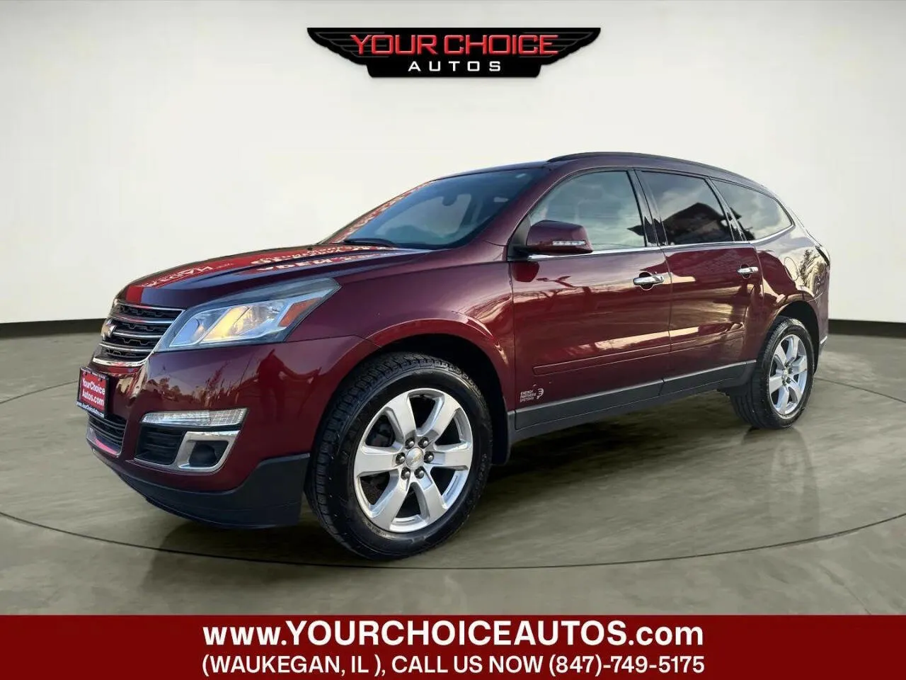 Red 2017 Chevrolet Traverse LT for sale in Waukegan, IL