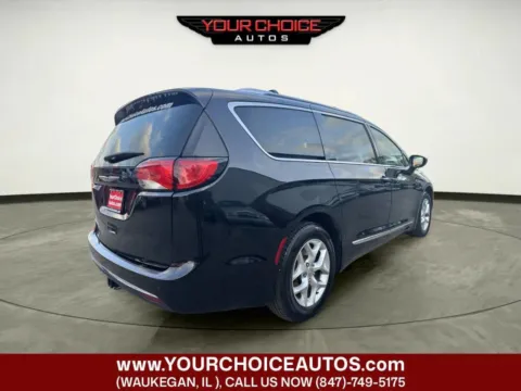 More photos of 2020 Chrysler Pacifica Touring L Plus at Your Choice Autos - Waukegan, IL