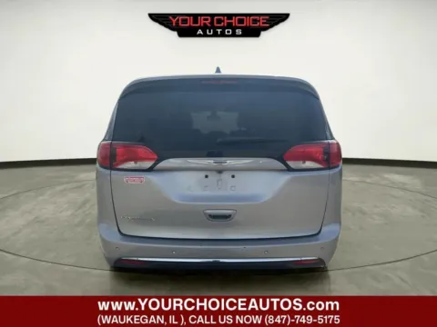 More photos of 2018 Chrysler Pacifica Touring L at Your Choice Autos - Waukegan, IL