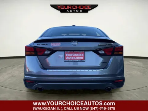 More photos of 2022 Nissan Altima 2.5 SR at Your Choice Autos - Waukegan, IL