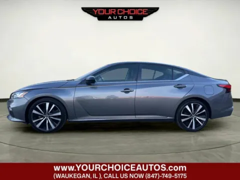 Photos of 2022 Nissan Altima 2.5 SR for sale in Waukegan, IL at Your Choice Autos - Waukegan