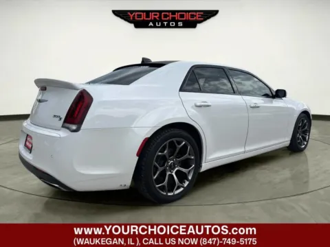 More photos of 2015 Chrysler 300 S at Your Choice Autos - Waukegan, IL
