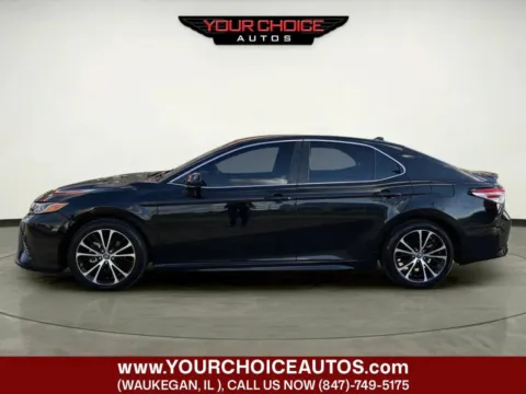 Photos of 2020 Toyota Camry SE 4dr Sedan for sale in Waukegan, IL at Your Choice Autos - Waukegan