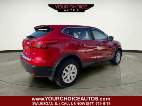 More photos of 2017 Nissan Rogue Sport S at Your Choice Autos - Waukegan, IL