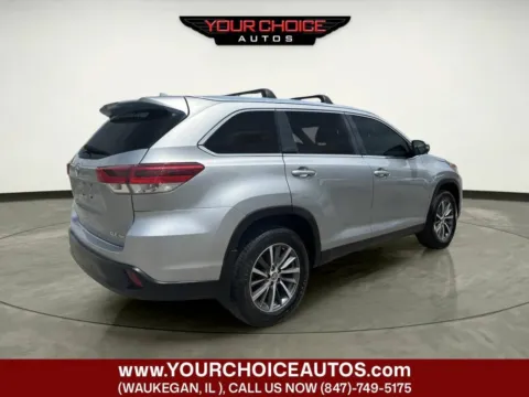 More photos of 2019 Toyota Highlander XLE AWD 4dr SUV at Your Choice Autos - Waukegan, IL