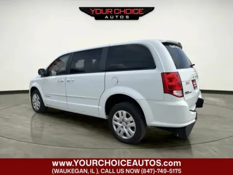 More photos of 2017 Dodge Grand Caravan SE at Your Choice Autos - Waukegan, IL