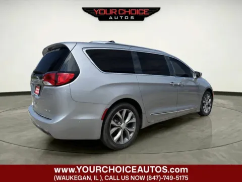 More photos of 2018 Chrysler Pacifica Limited at Your Choice Autos - Waukegan, IL