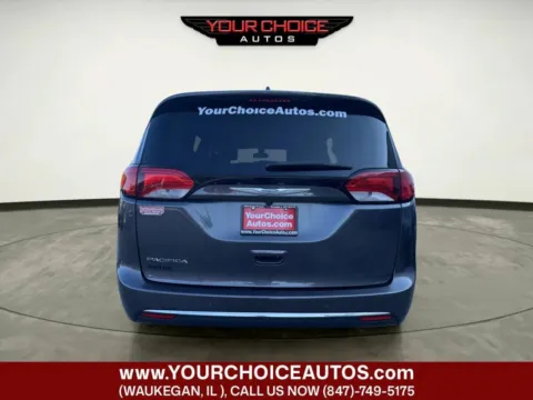 More photos of 2018 Chrysler Pacifica Touring L Plus at Your Choice Autos - Waukegan, IL