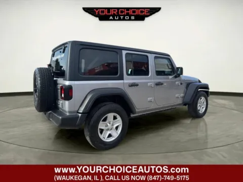 More photos of 2018 Jeep Wrangler Unlimited Sport at Your Choice Autos - Waukegan, IL