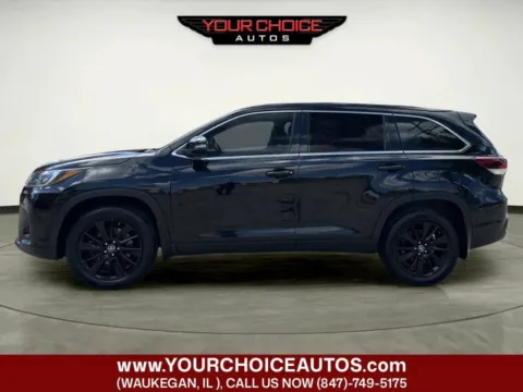 Photos of 2019 Toyota Highlander SE AWD 4dr SUV for sale in Waukegan, IL at Your Choice Autos - Waukegan