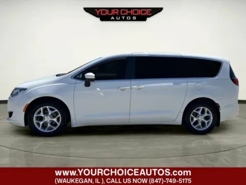 Photos of 2017 Chrysler Pacifica Touring Plus for sale in Waukegan, IL at Your Choice Autos - Waukegan