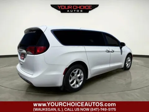 More photos of 2017 Chrysler Pacifica Touring Plus at Your Choice Autos - Waukegan, IL