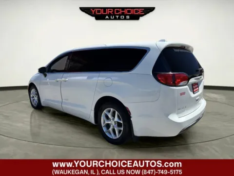 Another view of 2017 Chrysler Pacifica Touring Plus for sale in Waukegan, IL at Your Choice Autos - Waukegan