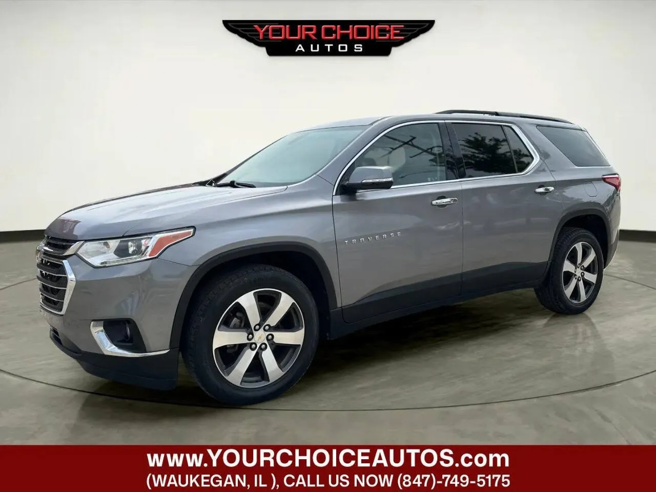 Gray 2019 Chevrolet Traverse LT Leather for sale in Waukegan, IL