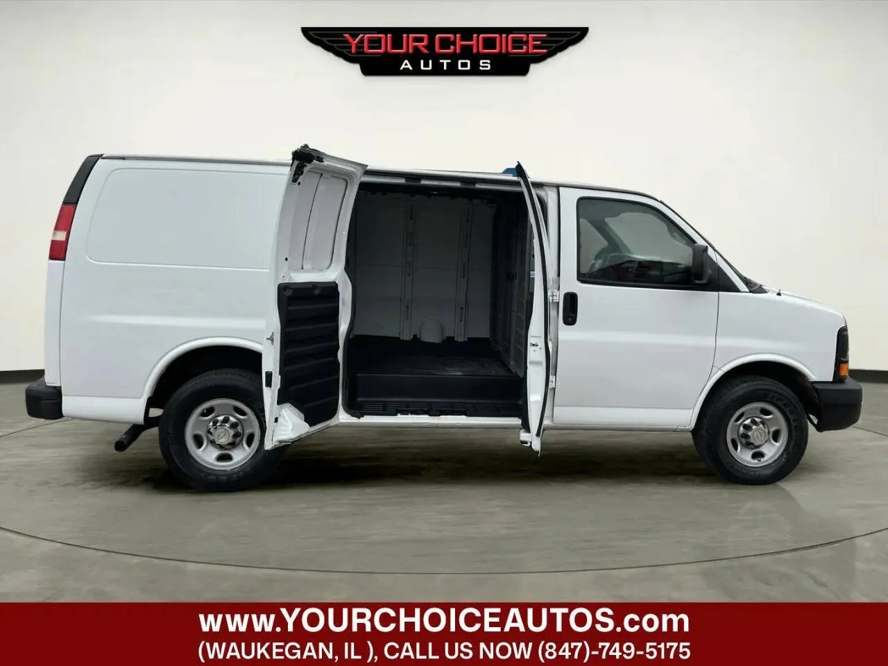 2014 Chevrolet Express Cargo Work Van - Photo 10