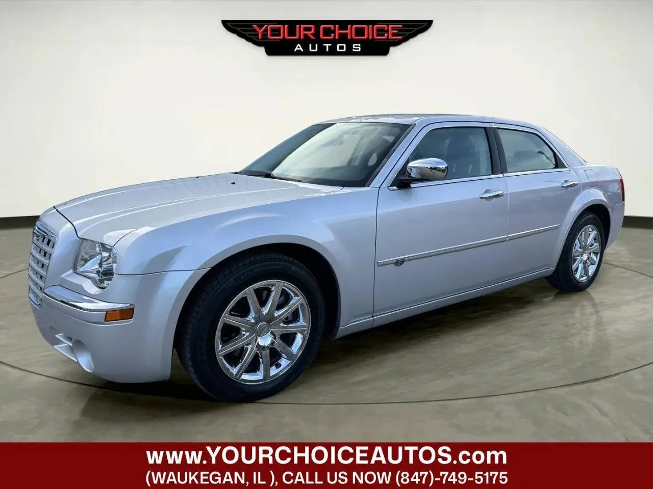 Silver 2010 Chrysler 300 C Hemi for sale in Waukegan, IL