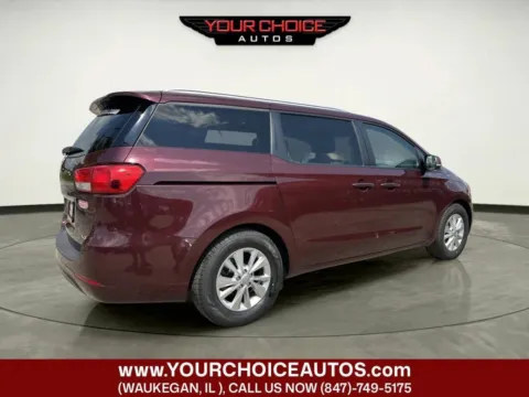 More photos of 2017 Kia Sedona LX at Your Choice Autos - Waukegan, IL