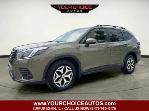 Green 2023 Subaru Forester Premium for sale in Waukegan, IL