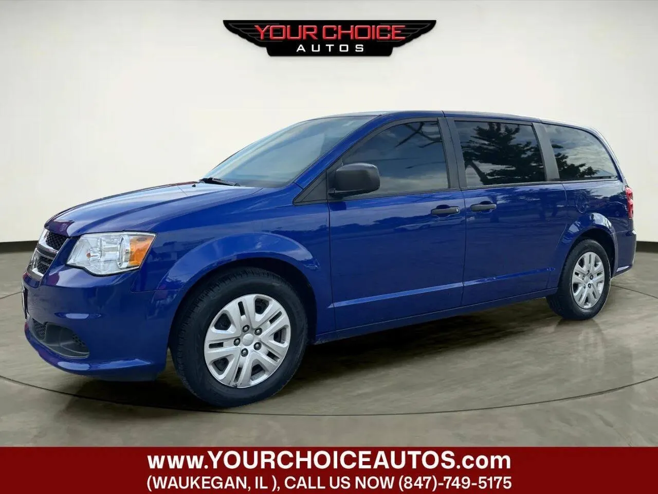 Blue 2019 Dodge Grand Caravan SE for sale in Waukegan, IL