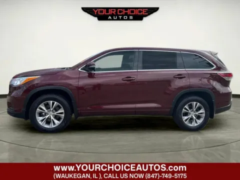 Photos of 2015 Toyota Highlander LE AWD 4dr SUV for sale in Waukegan, IL at Your Choice Autos - Waukegan