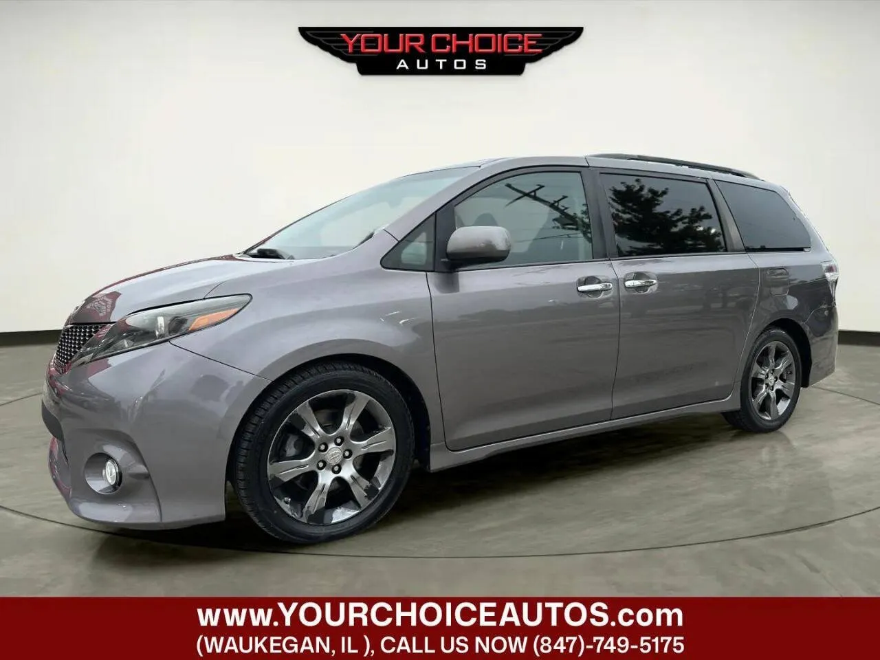 Unknown 2015 Toyota Sienna SE 8 Passenger 4dr Mini Van for sale in Waukegan, IL